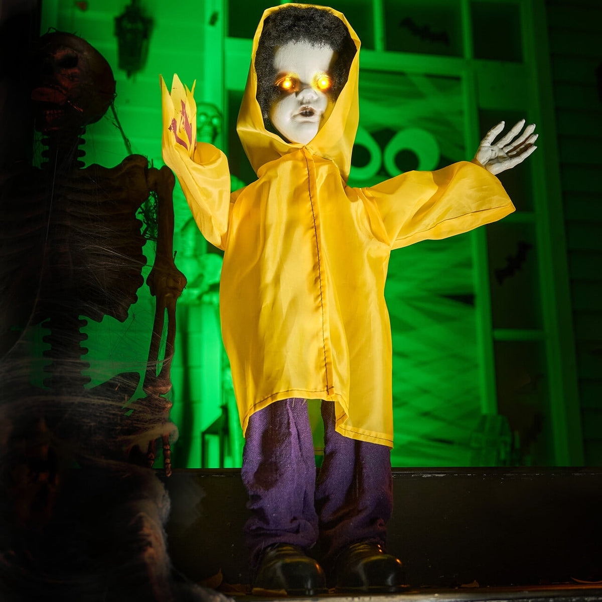 Joyfy 67"(5.6ft) Standing Grim Reaper with Chain, Large Halloween Decorations Outdoor, Life Size Animatronics Skelton, Sound-Actived Party Decor with Creepy Sound & LED Eyes, Scary Haunted House Prop